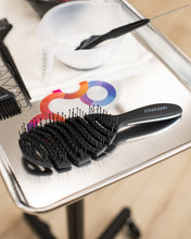 Cargar imagen en el visor de la galería, Flex Brush - Cepillo de cabello para secado