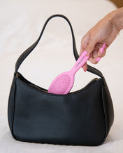 Cargar imagen en el visor de la galería, Mini Pink - Cepillo Desenredante To Go