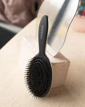 Cargar imagen en el visor de la galería, Polish Brush - Cepillo de cabello con cerdas de Jabali