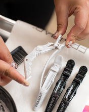 Cargar imagen en el visor de la galería, Clips Gator GLITTER - Edición Limitada