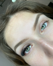 Cargar imagen en el visor de la galería, Mixed Volume Lashes (0.07 - L) (16 filas)