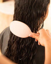 Cargar imagen en el visor de la galería, Rose Glitter - Cepillo Desenredante - Edición Limitada