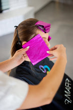 Cargar imagen en el visor de la galería, Man Eater Magenta -Foil Pre Cortado Antideslizante